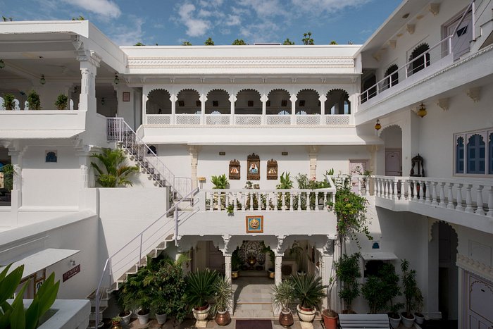 Jagat Niwas Palace Hotel, Udaipur